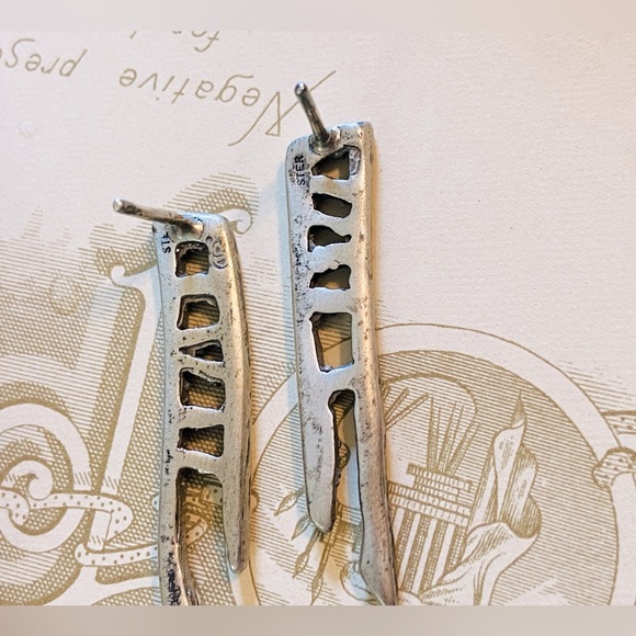 Vintage Sterling Silver Modernist/ Brutalist Style Pierced Ear Ladder Earrings. - Picture 6 of 9